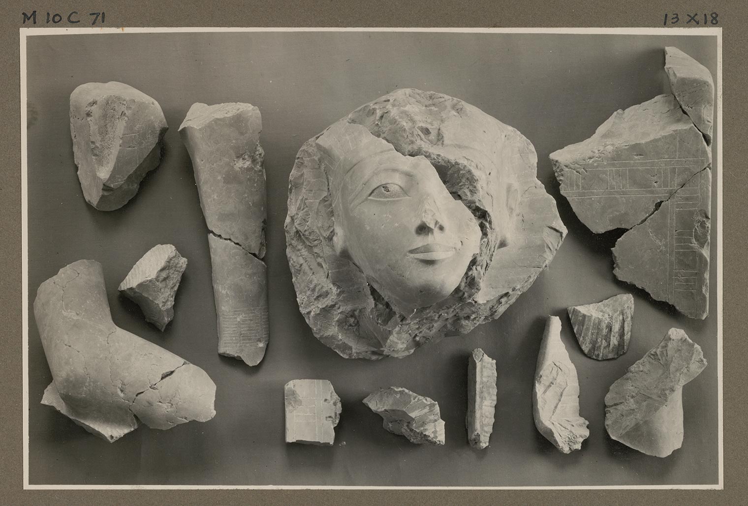 Black-and-white photograph of fragments of Hatshepsut