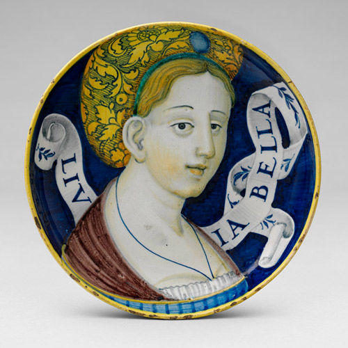 Low-Footed Bowl with Bust of a Woman