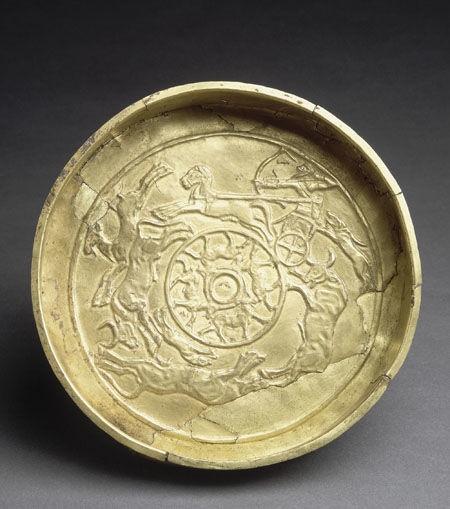 Patera with hunting scene