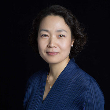 Headshot of Minsun Hwang
