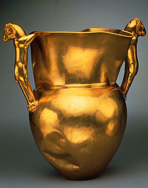 Amphora with mouflon-shaped handles