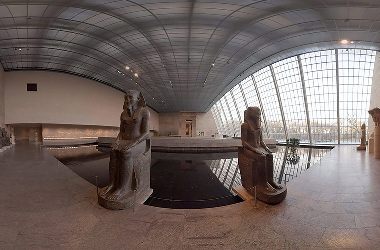 The Temple of Dendur at The Met viewed through a 360º lens